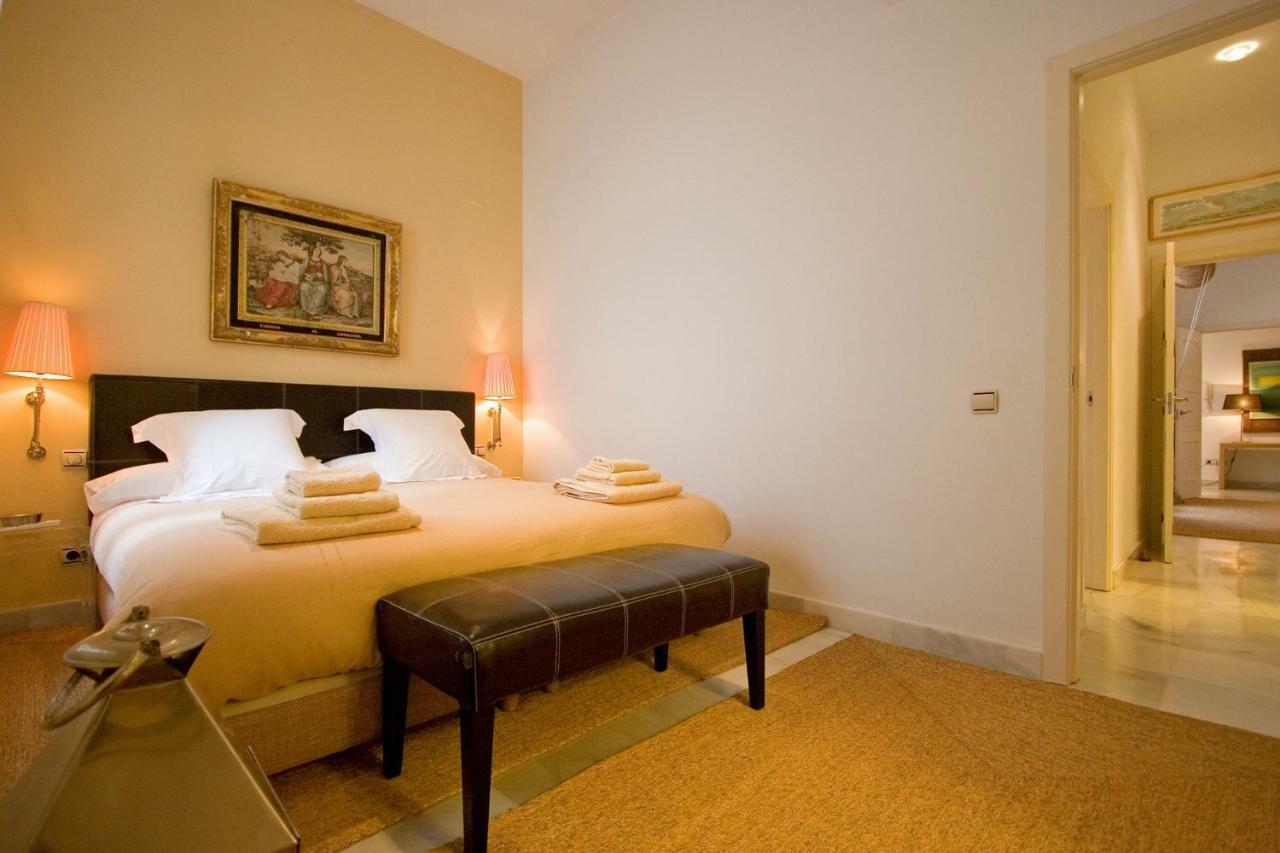 Toreros De Sevilla 5 Pax Экстерьер фото